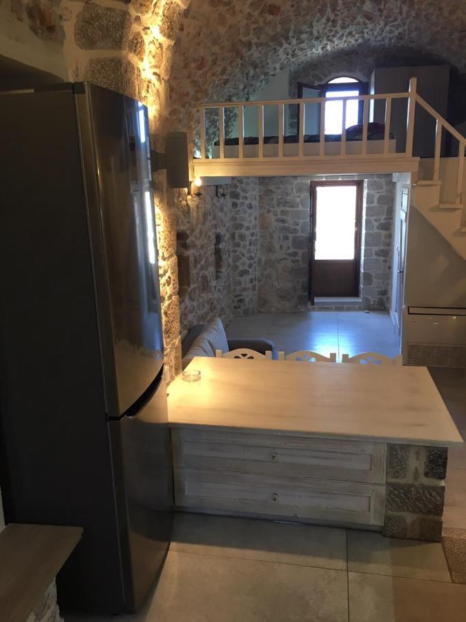 Вилла Elata Stone House Экстерьер фото