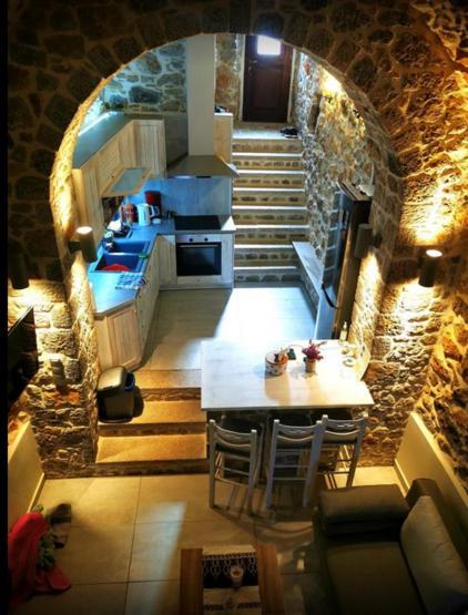 Вилла Elata Stone House Экстерьер фото